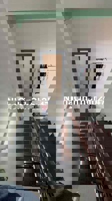 nhà chính chủ giá rẻ vi trí dep