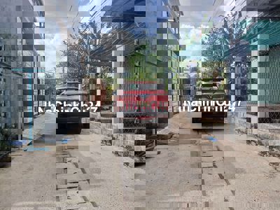 Lô Đất Trung tâm hành chính Long Điền 7x31m