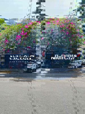 chính chủ gửi bán đất lô góc ngã tư mặt tiền Hồ Tùng Mậu  hoà minh