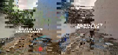 Đất nền 2 mặt tiền đã dọn sạch sẽ, cách Song Hành Quận 2 chỉ 100m