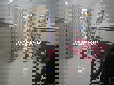 HÀNG THƠM GẦN KCN TÂN BÌNH_ 40m2 ( 3.7 x 11 )_2 TẦNG_ 3.05 TỶ