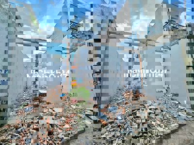 Chính chủ bán lô đất đẹp góc 2 mặt tiền, đường Nguyễn Văn Quá, Quận 12