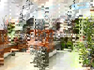 Chủ bán nhà Đuòng 12m thông