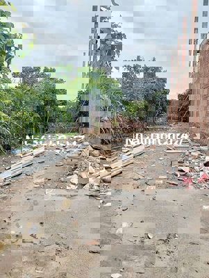 Nền chính chủ sổ hồng riêng gần nhà thờ Tân Triều