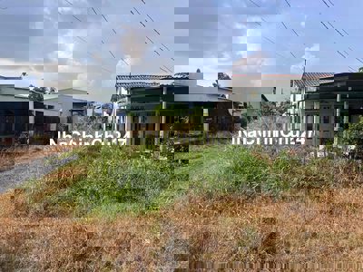 Đất Thổ Cư Đường Nhựa Kênh 3 Giá Ngộp