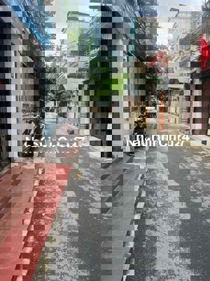 CHÍNH CHỦ BÁN NHÀ TÂN MAI 33M MT4 5 TẦNG SỔ ĐẸP 5,95TỶ