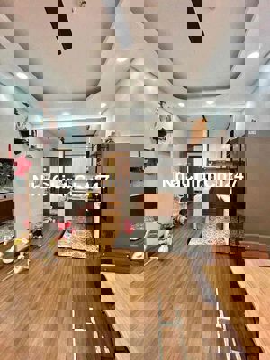 Chính chủ bán CH Galaxi 9 2pn 2wc có sổ giá 5tỷ4 LH :***