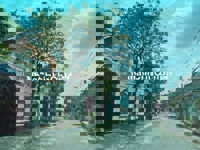 Cần bán đất thổ cư Q12 Gần Đại học Nguyễn Tất Thành Dt 740m2 13.5m mt