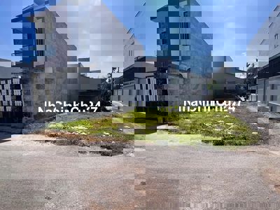 CHỦ NGỘP BÁN GẤP 168m2 ĐẤT CỦ CHI 9x18 420 TRIỆU SỔ RIÊNG CÓ TL