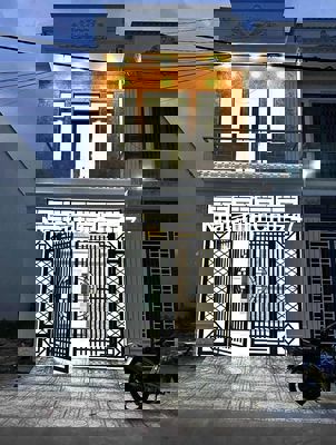 Chính Chủ Bán Gấp Nhà 1 Trệt 1 Lầu Đường Nguyễn Văn Linh - 900 Triệu