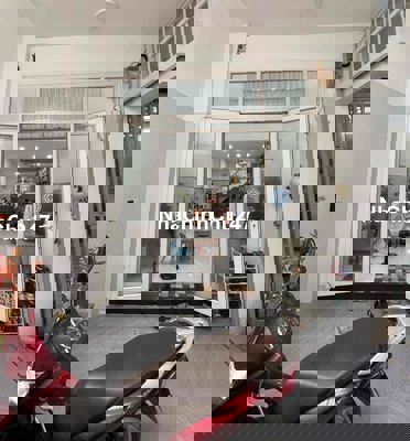 GẤP GẤP GẤP. CHỦ THỞ OXY