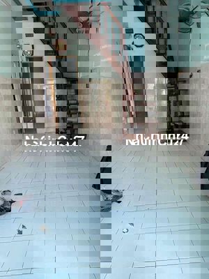 NHÀ CẤP 4 có gác dt chà bá 45m2 với 9tr5