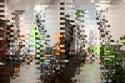 CHỦ ĐI NƯỚC NGOÀI CẦN BÁN GẤP CĂN NHÀ 1 TRỆT 2 LẦU