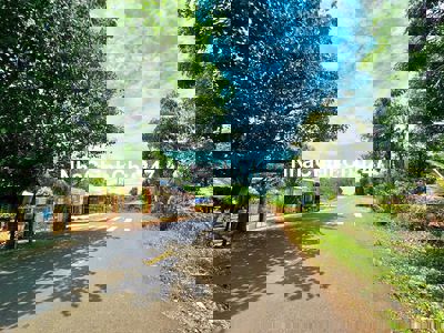 Chính Chủ Bán Ngộp Miếng Đất 1000m2 Giá chỉ 495 triệu,Gần trường học