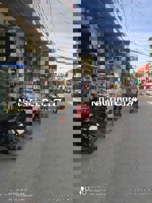 Bán nhà cap 4 mới xây chua ở luôn, chính chủ