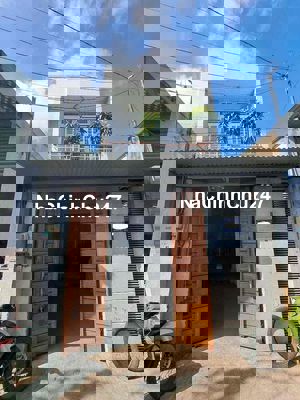 chủ nhà đi nước ngoài cần bán gấp