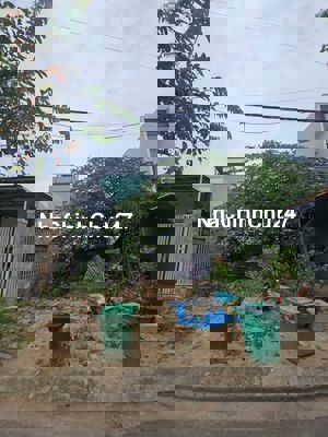 Lô đất đẹp, vuông vức KDC đông đúc. Sổ đỏ chính chủ. Nhanh 2,9 tỷ