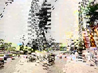 CHỦ NGỘP - BÁN SIÊU PHẨM BIỆT THỰ MÁI THÁI RỘNG LỚN - TẶNG DÃY TRỌ 11