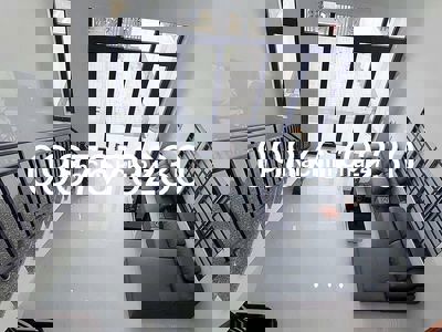 CHÍNH CHỦ CẦN BÁN GẤP NHÀ ĐẸP GIÁ 1,3 TỶ 80M2 SHR  TẶNG NỘI THẤT