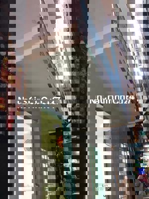 Chính chủ cần bán nhà sổ hồng riêng hẻm 64 trần đình xu, Q1