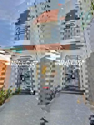 Chị chủ cần bán căn nhà đầy tâm huyết dt 80m2 hẻm 1/xẹc huỳnh văn trí