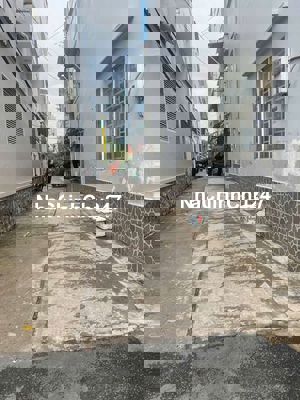 Chính chủ bán nhà hẻm 225 lê văn qươi