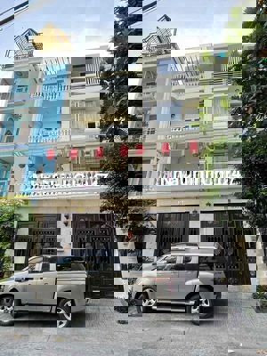 Chính chủ bán Biệt thự cao cấp hướng đông đường số 30 Tên Lửa