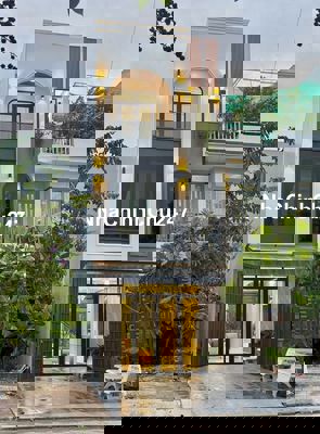 Chủ Ngộp Bán Gấp Nhà 1T-1L Đường Huỳnh Văn Trí, 100M2, SHR Full Thổ Cư