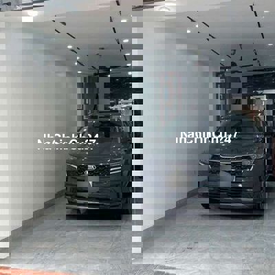 Bán nhà Chủ tự xây đường Bát Khối gần TTTM Aeon Long Biên