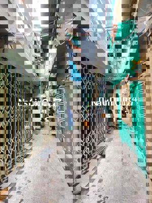 Chính chủ cần bán gấp nhà mini 5 Tầng Quận 4