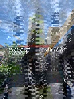 5 TẦNG HẺM THÔNG XE HƠI TRƯỜNG CHINH THT RA SONG HÀNH 100M2 GIÁ TỐT