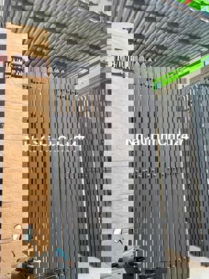 chinh chủ cân ban nhà rông thoang mat khu an ninh