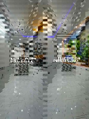 Nhà chủ thiếu nợ nên cần bán gấp giá tốt