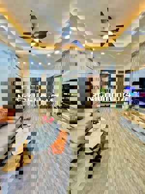 Chính chủ em bán căn hộ HH Linh Đàm