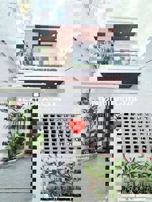 CHỦ NHÀ CẦN TIỀN NÊN BÁN GẤP