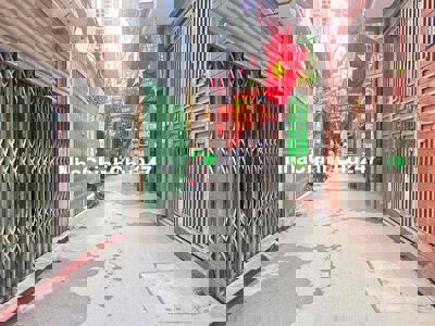 Hàng Độc! Vip Trường Chinh, lô góc, gần phố, ngõ thông, KD, ở sướng