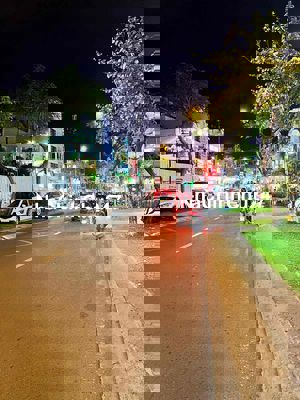 Giảm 300 triệu - HXH - 3 tầng - 4PN