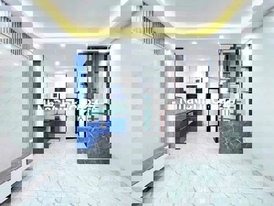 cứu chủ cứu chủ