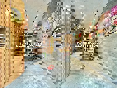 Chính chủ bán nhà rất đẹp quận Bình Thạnh