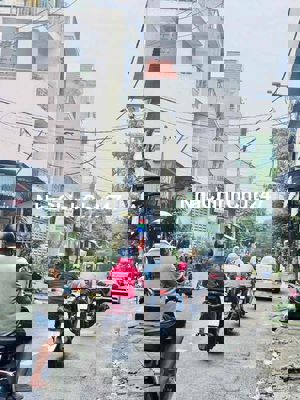 Chính chủ Bán Nhà MTKD cực sung đường 5F (ngay CV Kênh nước đen)