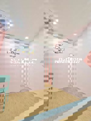 Nhà 3 tầng, giá tốt, nhà tặng hết nội thất , sổ chính chủ bao sang tên