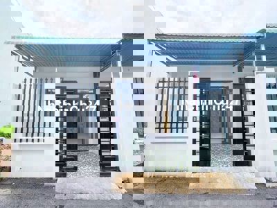 Chủ hạ giá bán nhà cấp 4, gần trạm thu phí Bửu Long