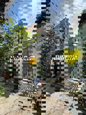 BÁN NHÀ ĐƯỜNG NGUYỄN VĂN CỰ 4 x 10 -SHR 2t9 2 TẦNG LẦU KHÔNG QUY HOẠCH