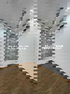 Bán nhà Nam Dư, Hoàng Mai:35m2,5 Tầng, chỉ 2.98 Tỷ