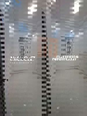 Bán nhà mới mặt tiền, dt: 4 × 11 .giá 8 tỷ 100 thương lượng.