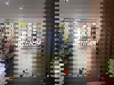 Nguyên căn 6x21 trệt lửng 3 lầu sân thượng