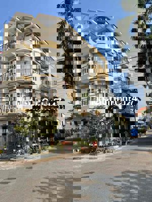 Căn góc mặt tiền đường D2 trong khu dân cư phú hoà