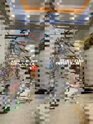 Bán nhà chính chủ xây tâm huyết 2 mặt kiêt Nguyễn Huy Tưởng