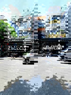 CHÍNH CHỦ GỞI BÁN NHÀ 2 LẦU TRỆT NGAY TTYT DĨ AN. ĐƯỜNG 10M.DT 71.2M