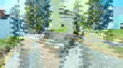 CHỦ CẦN BÁN GẤP LÔ ĐẤT CẠNH BẾN LỨC KHU CÔNG NGHIỆP THUẬN ĐAOK